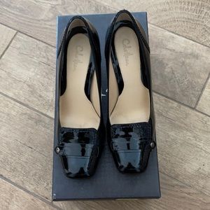 Cole Haan black patent pumps sz 7